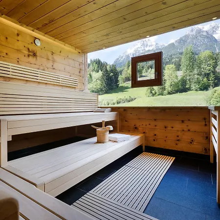 Mama Thresl Hotell 3*