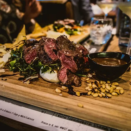 Hotell Mama Thresl 3*