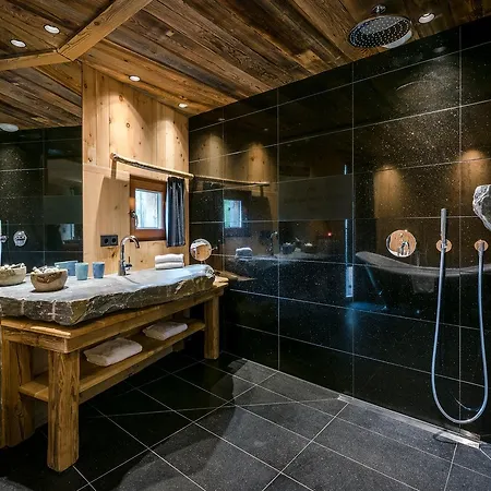 Hotel Mama Thresl 3*