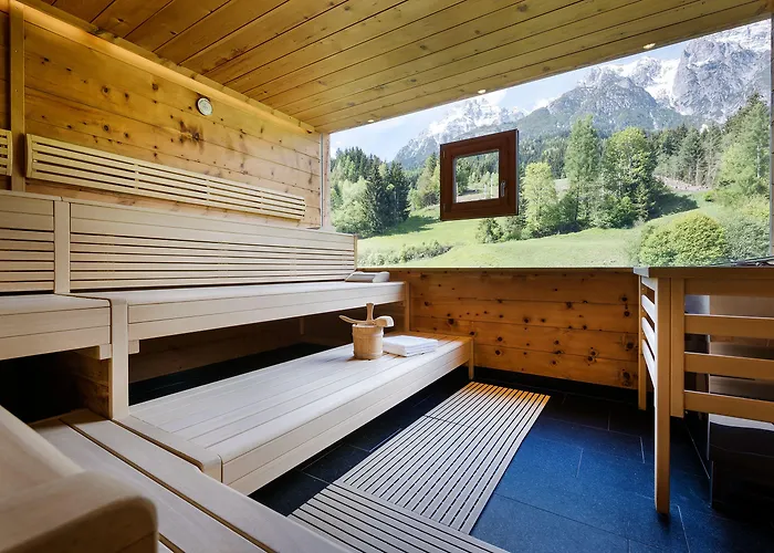 Mama Thresl Hotel 3*